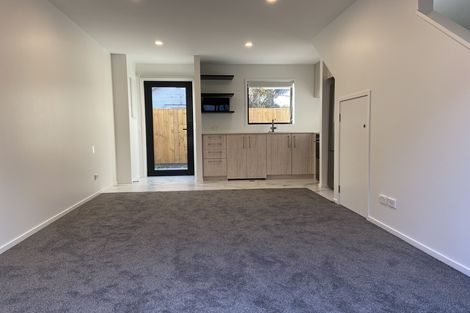 Photo of property in 6/22 Yeovil Road, Te Atatu Peninsula, Auckland, 0610