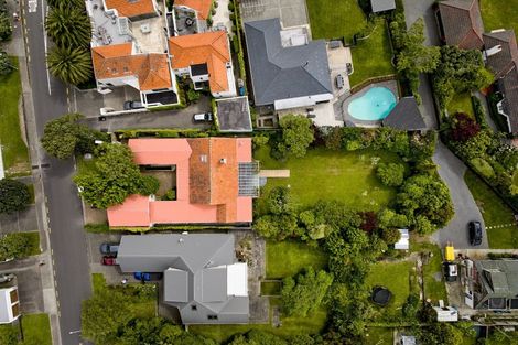 Photo of property in 3 Cheviot Road, Lowry Bay, Lower Hutt, 5013