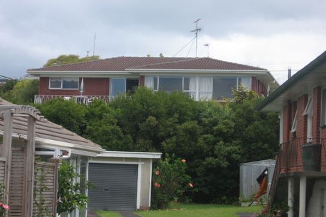 Photo of property in 2/6 Margaret Place, Milford, Auckland, 0620