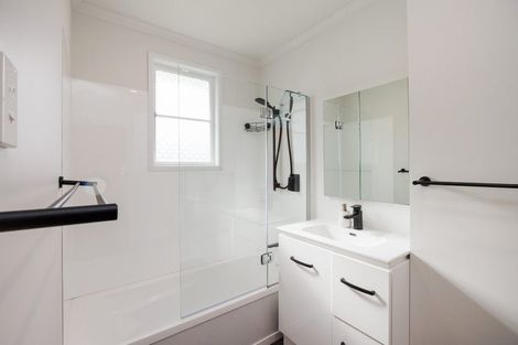 Photo of property in 17 Cavendish Crescent, Awapuni, Palmerston North, 4412