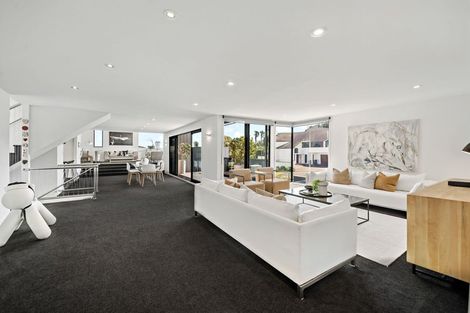 Photo of property in 1/58 The Parade, Bucklands Beach, Auckland, 2012