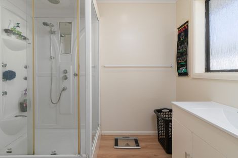 Photo of property in 37 Moffett Street, Islington, Christchurch, 8042