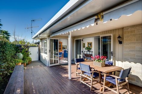 Photo of property in 57 Avenue Road, Greenmeadows, Napier, 4112