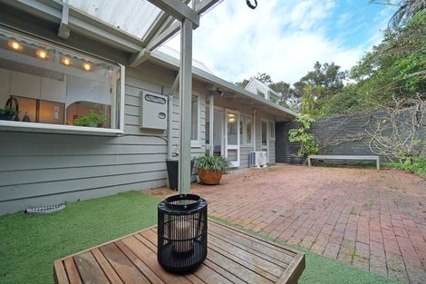 Photo of property in 1/22 Rangatira Road, Birkenhead, Auckland, 0626