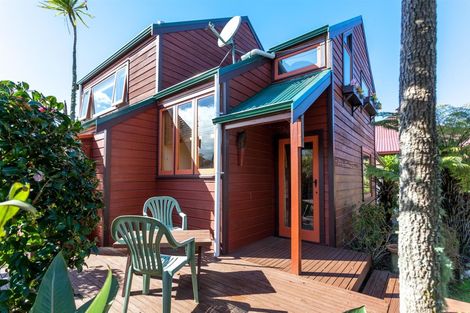 Photo of property in 111 Brook Place, Whangamata, 3620