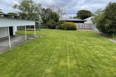 Photo of property in 23 Edwards Place, Terrace End, Palmerston North, 4410