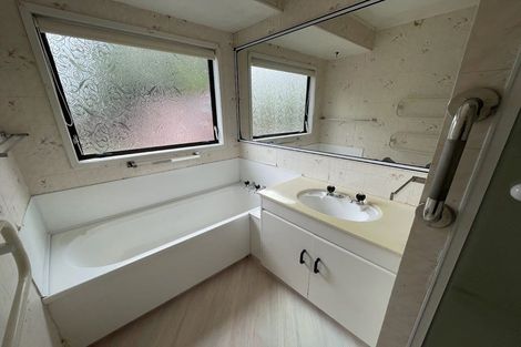 Photo of property in 28 Halyard Close, Flagstaff, Hamilton, 3210