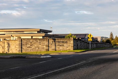 Photo of property in 15 Saint Thomas Avenue, Pyes Pa, Tauranga, 3112