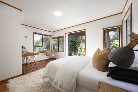 Photo of property in 101b Garden Road, Piha, New Lynn, 0772