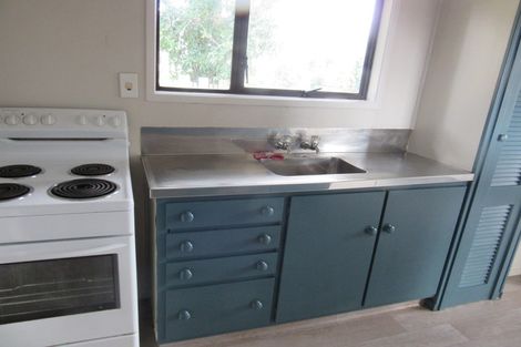 Photo of property in 2/8 Ambury Road, Mangere Bridge, Auckland, 2022