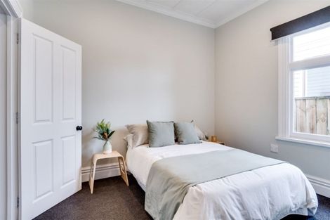 Photo of property in 80 Vigor Brown Street, Napier South, Napier, 4110