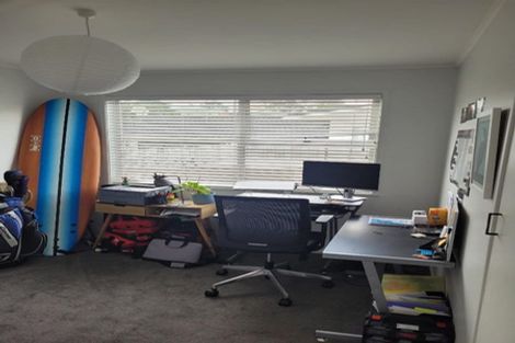 Photo of property in 26a Finlow Drive, Te Atatu South, Auckland, 0610