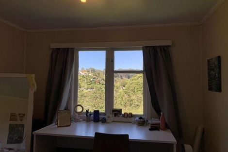 Photo of property in 42 Chaytor Street, Northland, Wellington, 6012