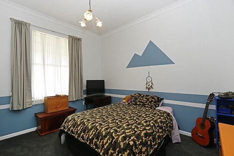 Photo of property in 33 Tayler Street, Eltham, 4322