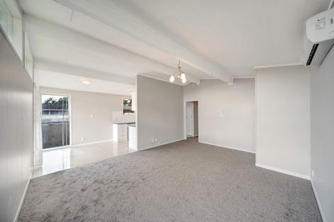 Photo of property in 4 Walden Place, Mangere East, Auckland, 2024