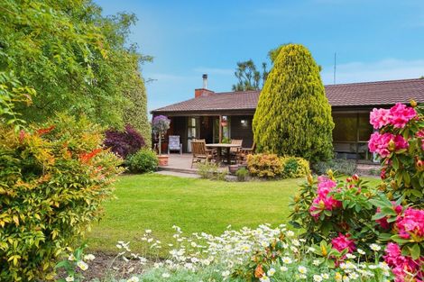 Photo of property in 54 Loburn Whiterock Road, Loburn, Rangiora, 7472