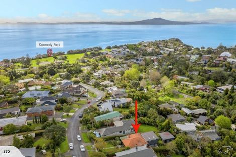 Photo of property in 26 Peter Terrace, Castor Bay, Auckland, 0620
