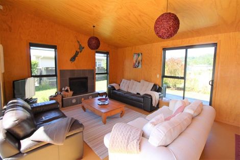 Photo of property in 100 Lil Place, Whangapoua, Coromandel, 3582
