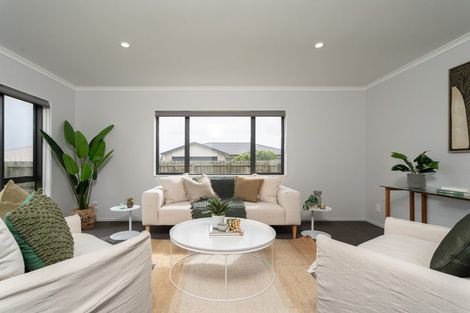 Photo of property in 36 Havana Rise, Grenada Village, Wellington, 6037