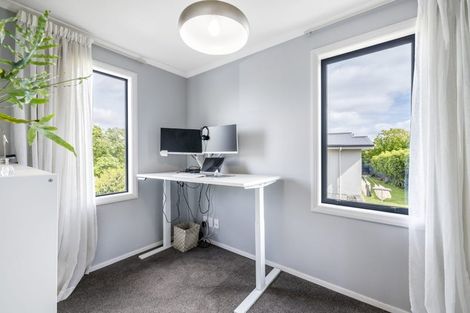 Photo of property in 16 Brackendale Place, Burnside, Christchurch, 8041