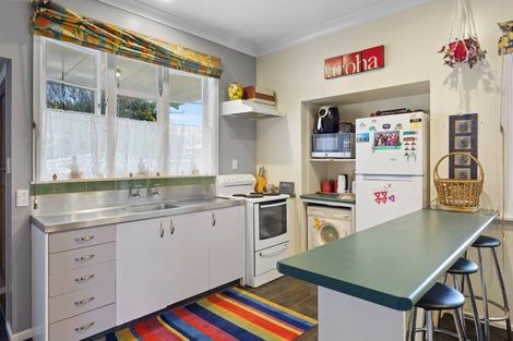 Photo of property in 38 Kirk Street, Otaki, 5512