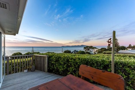 Photo of property in 63 Ames Street, Paekakariki, 5034