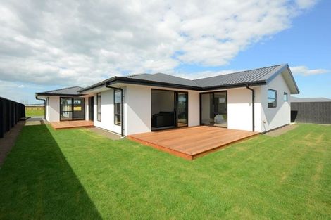 Photo of property in 55 Westpark Boulevard, Rangiora, 7400