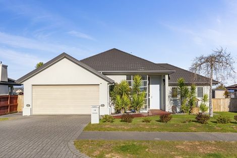 Photo of property in 19 Acacia Bay Road, Nukuhau, Taupo, 3330