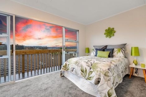 Photo of property in 38d Hetherington Road, Ranui, Auckland, 0612