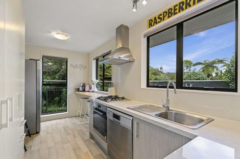 Photo of property in 2/75 Delhi Crescent, Khandallah, Wellington, 6035