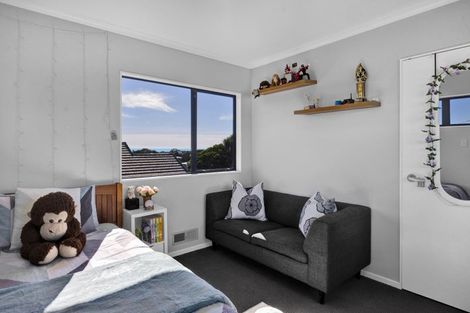 Photo of property in 82 Wallath Road, Westown, New Plymouth, 4310