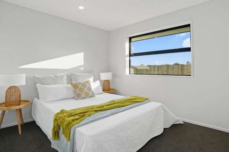 Photo of property in 13 Salkeld Place, Woodend, 7610