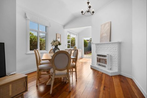 Photo of property in 257 Carrington Street, Vogeltown, New Plymouth, 4310