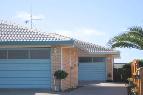 Photo of property in 21 Sandhurst Drive, Papamoa Beach, Papamoa, 3118
