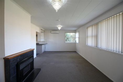Photo of property in 58 Cramond Drive, Mangere East, Auckland, 2024