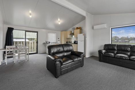 Photo of property in 37 Te Iwiheke Place, Turangi, 3334