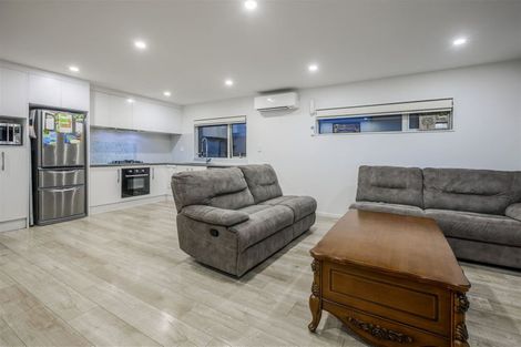 Photo of property in 12 Hard Beech Street, Takanini, 2110