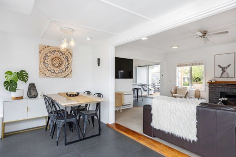 Photo of property in 16 Laurent Place, Greenmeadows, Napier, 4112