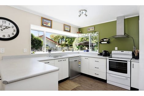 Photo of property in 13 Malthouse Crescent, Brightwater, 7022