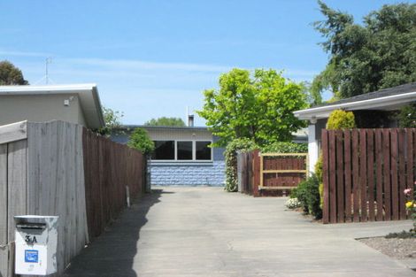 Photo of property in 3a Cuffs Road, Wainoni, Christchurch, 8061