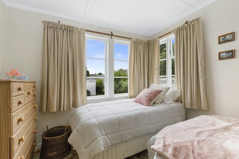 Photo of property in 13 Bush Street, Naenae, Lower Hutt, 5011