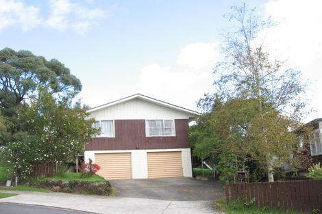 Photo of property in 5 Cobana Place, Pakuranga Heights, Auckland, 2010