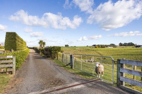 Photo of property in 63 Sutherland Road, Sanson, Palmerston North, 4479