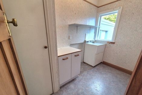 Photo of property in 22 Rossiter Avenue, Waterloo, Lower Hutt, 5011