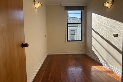 Photo of property in 98a Northland Road, Northland, Wellington, 6012