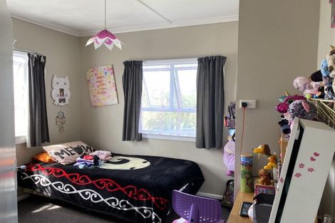 Photo of property in 14 Leicester Street, Patea, 4520