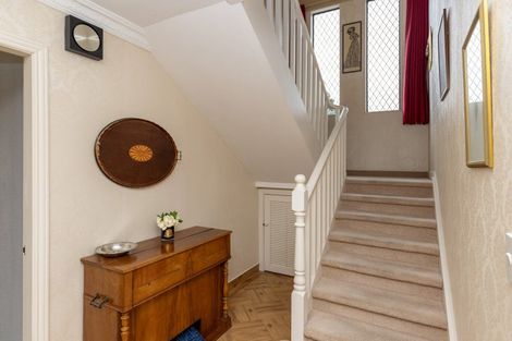 Photo of property in 2 Lavinia Grove, Waikanae Beach, Waikanae, 5036