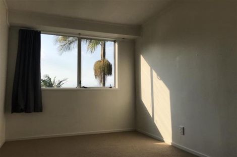 Photo of property in 1/7 Branston Avenue, Browns Bay, Auckland, 0630