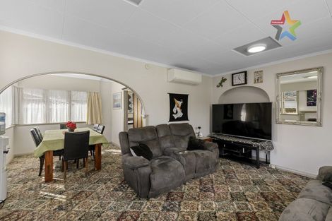 Photo of property in 65 Glen Road, Stokes Valley, Lower Hutt, 5019