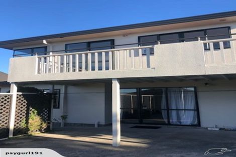 Photo of property in 26 Ashton Fitchett Drive, Brooklyn, Wellington, 6021